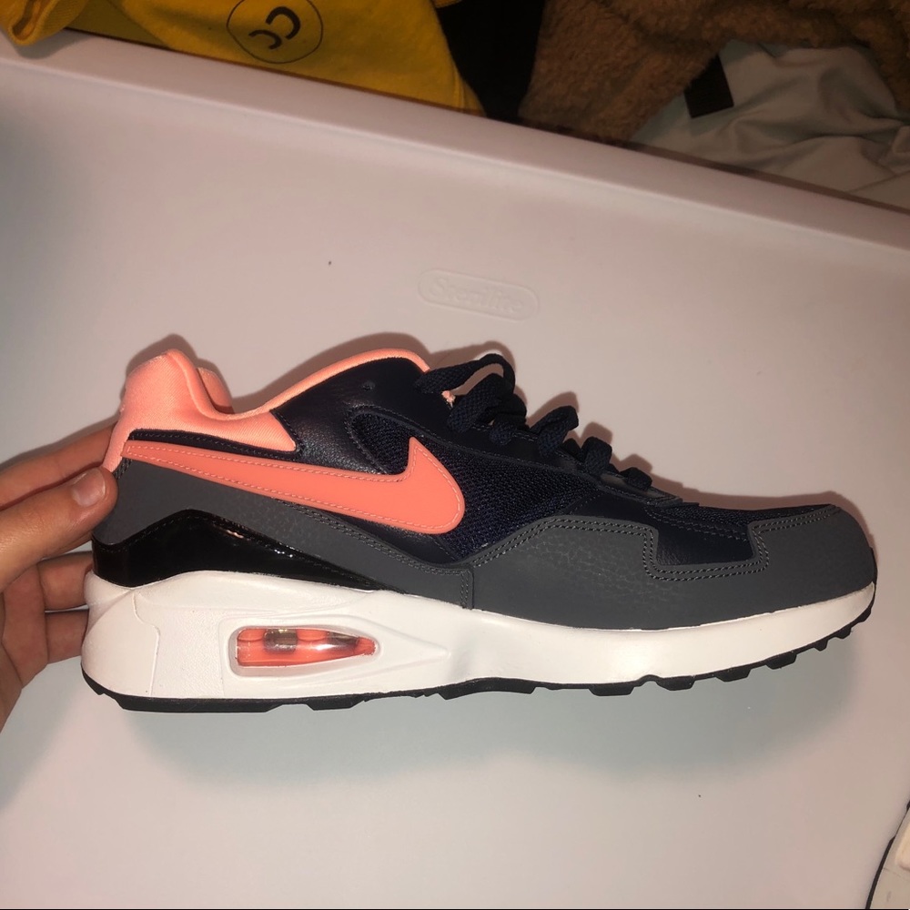 Nike Air Max ST